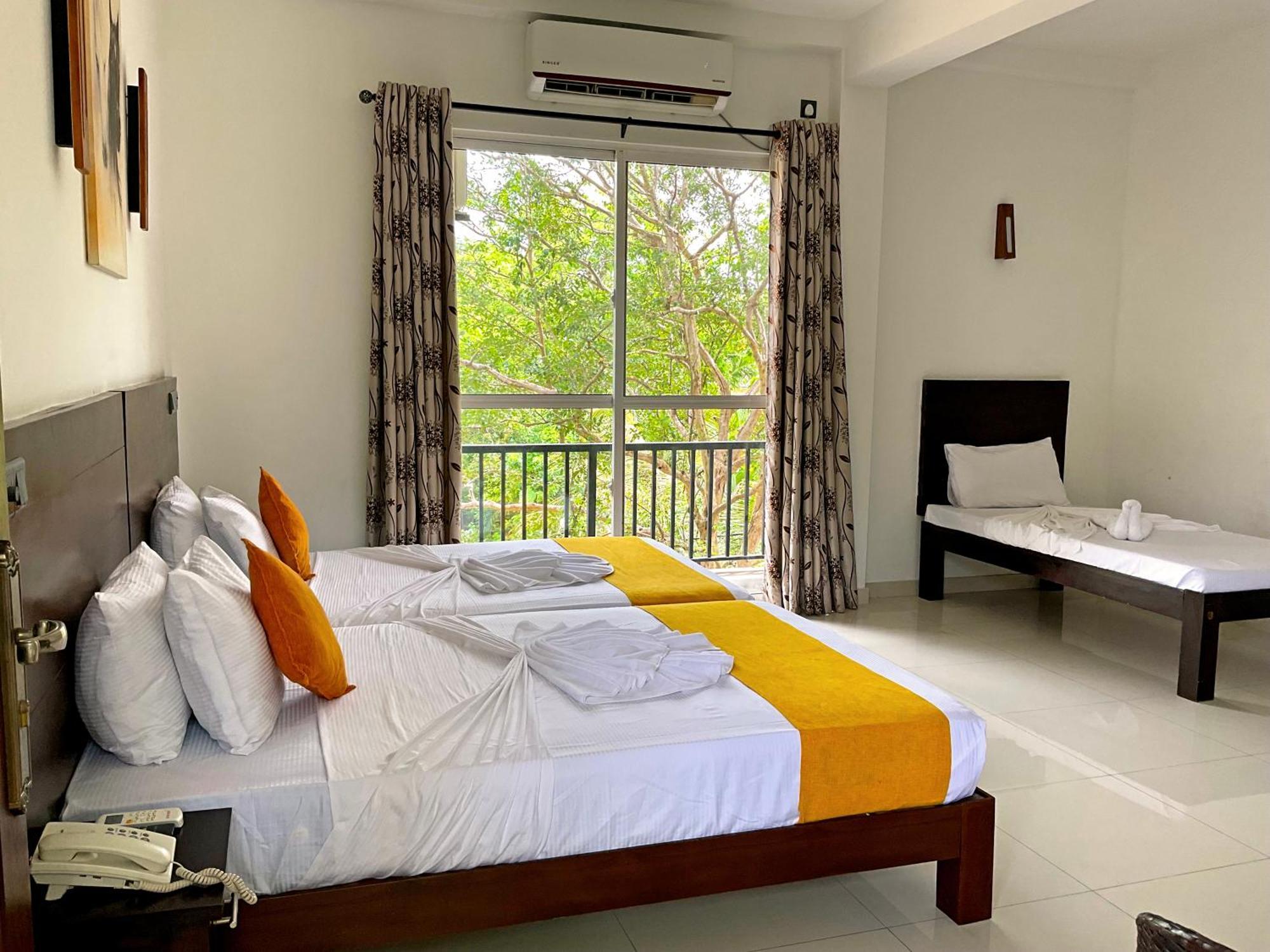 Grand Detagamuwa Hotel กตรคาม ภายนอก รูปภาพ